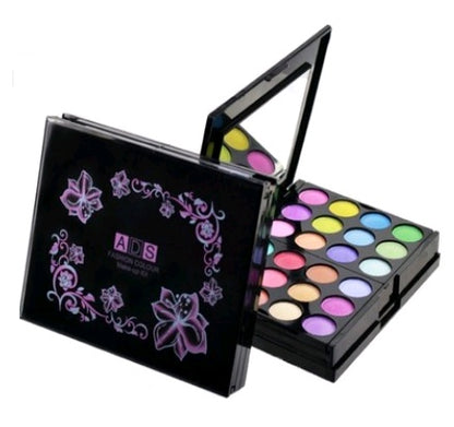 LEVARIA VelvetGlow Palette  