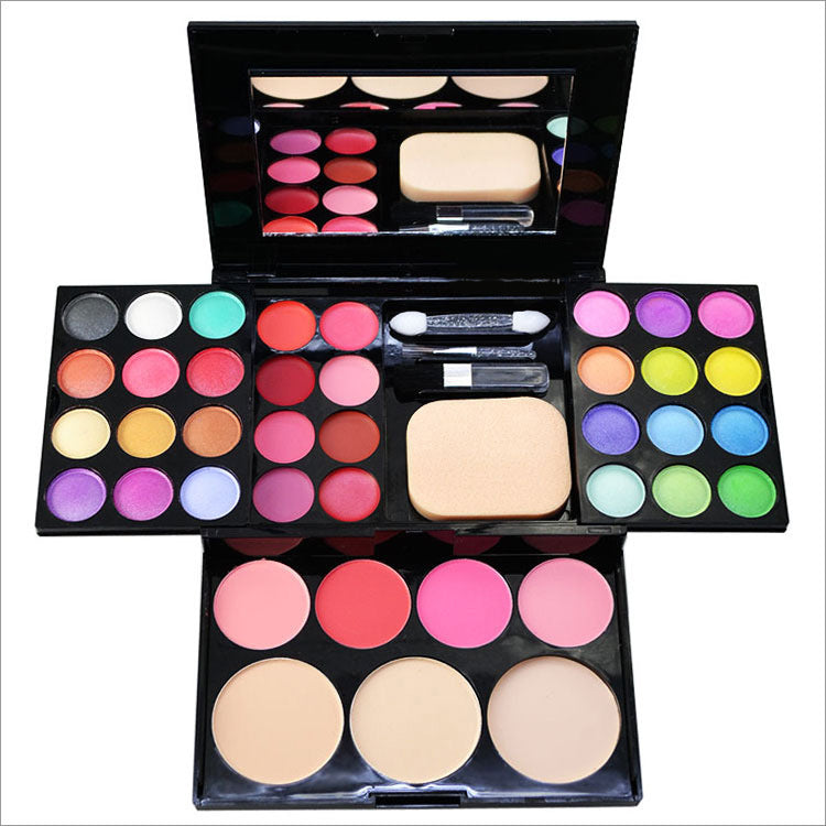 LEVARIA VelvetGlow Palette  