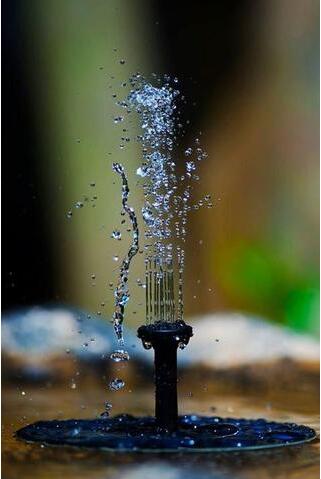 LEVARIA SolarFlow Fountain Pump 