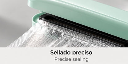 Small Household Food Packaging Vacuum Sealing Machine