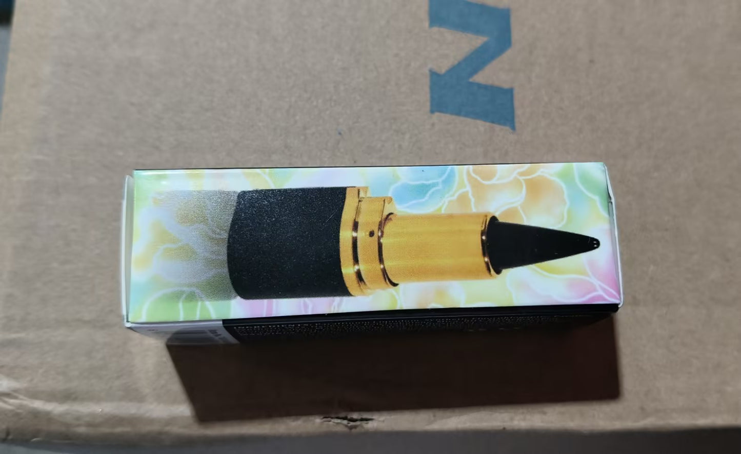 LEVARIA™ VelvetLiner Pro – Waterproof Matte Eyeliner